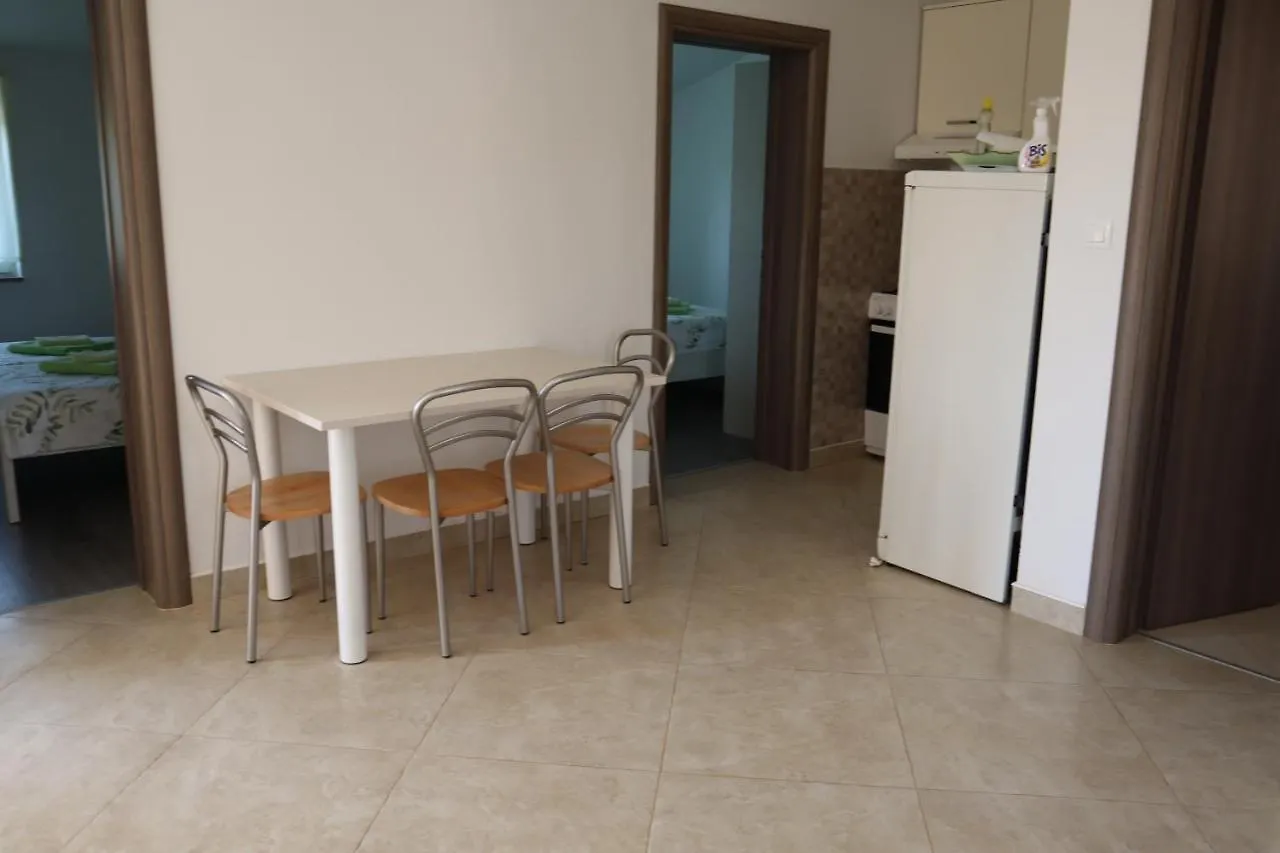 Apartment Mario Pula