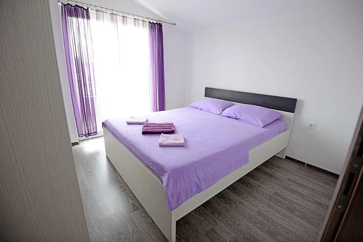 Apartment Mario Pula Kroatien